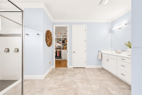 House in BELLALAGO in Kissimmee, Florida 4 bedrooms, 256.69 sq.m. № 2231904 - photo 12