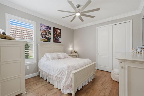 House in BELLALAGO in Kissimmee, Florida 4 bedrooms, 256.69 sq.m. № 2231904 - photo 21