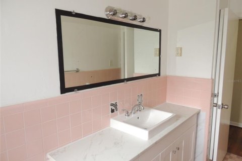 Casa en venta en Gainesville, Florida, 4 dormitorios, 168.71 m2 № 1903839 - foto 16