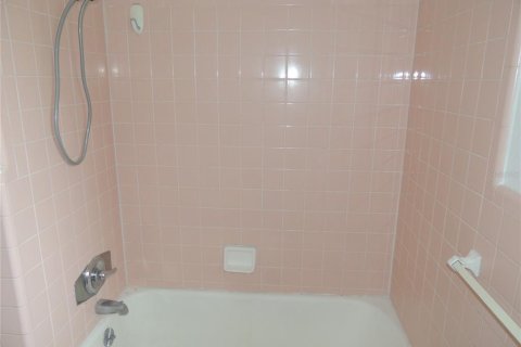Casa en venta en Gainesville, Florida, 4 dormitorios, 168.71 m2 № 1903839 - foto 17