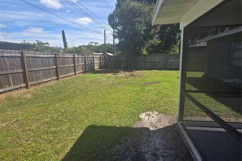 Villa ou maison à louer à Saint Petersburg, Floride: 2 chambres, 100.33 m2 № 2388512 - photo 19