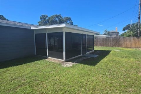 Villa ou maison à louer à Saint Petersburg, Floride: 2 chambres, 100.33 m2 № 2388512 - photo 21