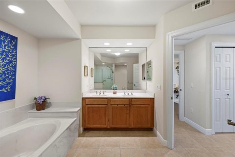 Condo in Punta Gorda, Florida, 3 bedrooms  № 1878090 - photo 26