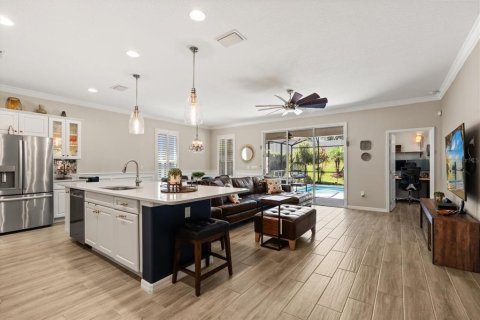 Casa en venta en Groveland, Florida, 3 dormitorios, 145.3 m2 № 1901048 - foto 10