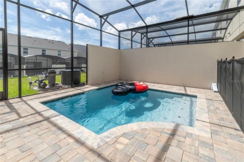 Adosado en venta en Kissimmee, Florida, 4 dormitorios, 205.04 m2 № 2212894 - foto 16