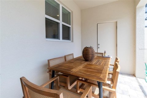 Adosado en venta en Kissimmee, Florida, 4 dormitorios, 205.04 m2 № 2212894 - foto 14