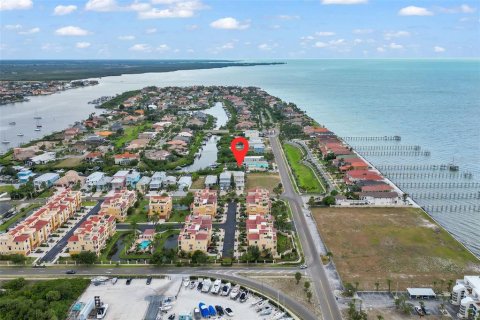 Casa en venta en Apollo Beach, Florida, 3 dormitorios, 287.63 m2 № 2150726 - foto 8