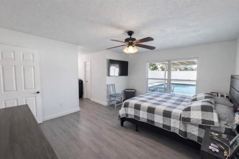 House in Orlando, Florida 3 bedrooms, 130.53 sq.m. № 2111572 - photo 10