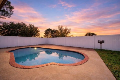 House in Orlando, Florida 3 bedrooms, 130.53 sq.m. № 2111572 - photo 23