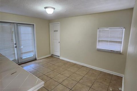 House in Orlando, Florida 3 bedrooms, 113.34 sq.m. № 1564019 - photo 5