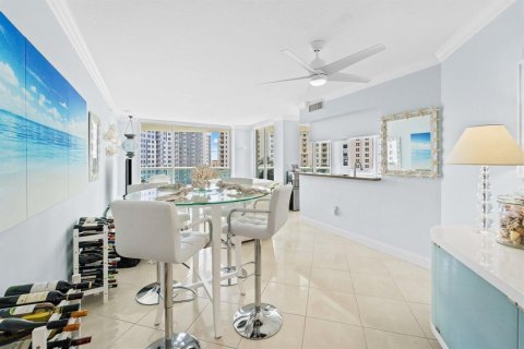 Condo in Fort Lauderdale, Florida, 3 bedrooms № 2266025 - photo 4