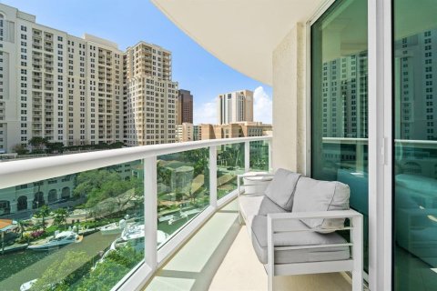 Condo in Fort Lauderdale, Florida, 3 bedrooms № 2266025 - photo 8