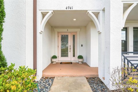Touwnhouse à louer à Tampa, Floride: 3 chambres, 205.31 m2 № 2156517 - photo 3
