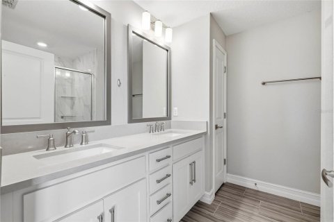 Touwnhouse à louer à Tampa, Floride: 3 chambres, 205.31 m2 № 2156517 - photo 27