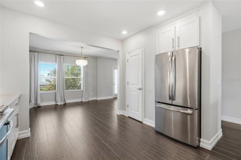 Touwnhouse à louer à Tampa, Floride: 3 chambres, 205.31 m2 № 2156517 - photo 12