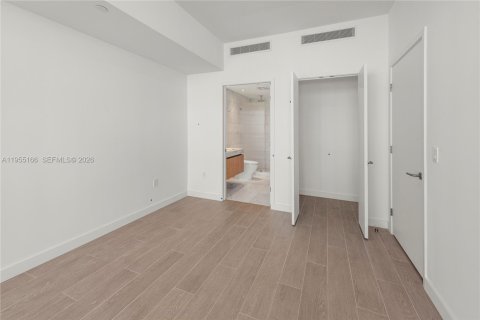 Copropriété à louer à Miami Beach, Floride: 1 chambre, 81.57 m2 № 2153387 - photo 21