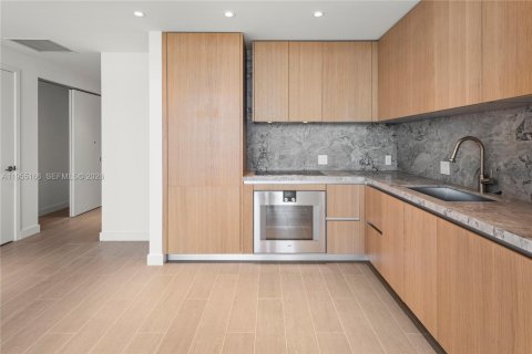 Copropriété à louer à Miami Beach, Floride: 1 chambre, 81.57 m2 № 2153387 - photo 13