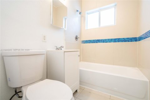 Снять в аренду квартиру в Майами-Бич, Флорида 2 спальни, 69.58м2, № 2000677 - фото 13