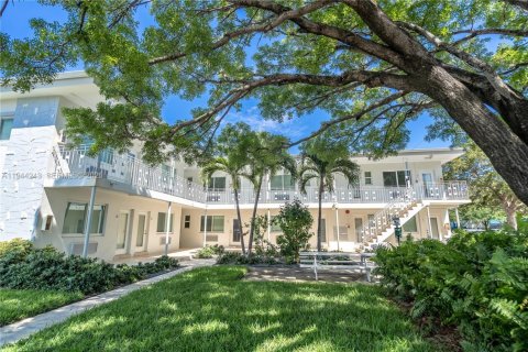 Квартира в Майами-Бич, Флорида 2 спальни, 69.58м2 № 2000677