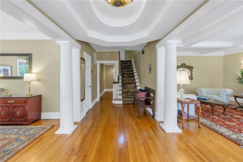 House in Saint Petersburg, Florida 7 bedrooms, 490.71 sq.m. № 1808104 - photo 18