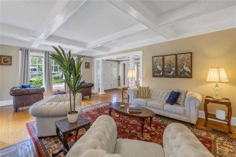 House in Saint Petersburg, Florida 7 bedrooms, 490.71 sq.m. № 1808104 - photo 22