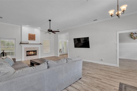 House in Winter Haven, Florida 4 bedrooms, 196.3 sq.m. № 1881151 - photo 12