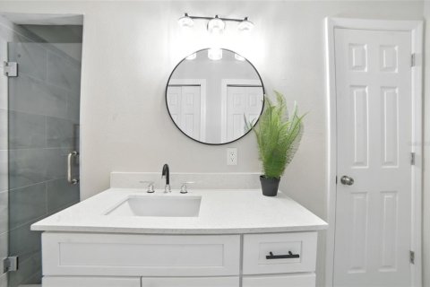 Casa en venta en Orlando, Florida, 4 dormitorios, 217.02 m2 № 1914991 - foto 12