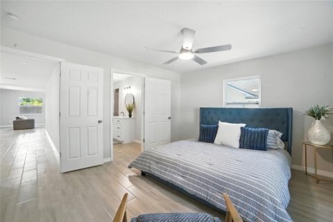 Casa en venta en Orlando, Florida, 4 dormitorios, 217.02 m2 № 1914991 - foto 9