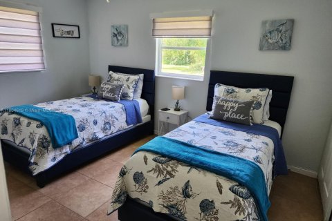 Купить виллу или дом в Форт Майерс, Флорида 2 спальни, 90.39м2, № 1982543 - фото 19