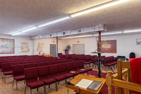 Купить коммерческую недвижимость в Майами, Флорида № 2048207 - фото 5