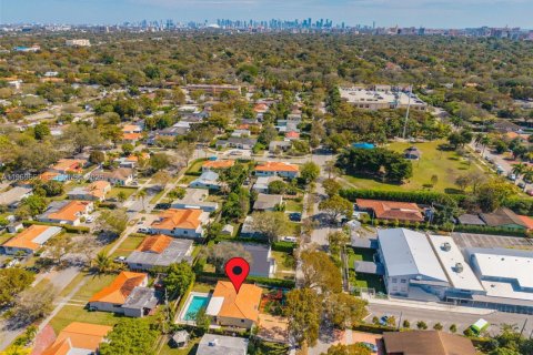 Casa en venta en West Miami, Florida, 3 dormitorios, 101.36 m2 № 2030593 - foto 30