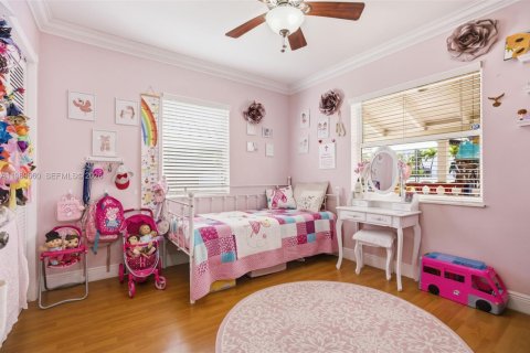 House in West Miami, Florida 3 bedrooms, 101.36 sq.m. № 2030593 - photo 19