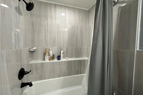 Condominio en alquiler en Orlando, Florida, 2 dormitorios, 104.61 m2 № 1906754 - foto 20