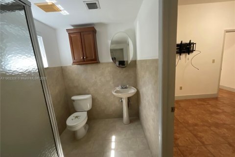 Apartment in Miami, Florida 1 bedroom, 65.03 sq.m. № 1953766 - photo 17