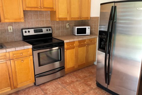 Apartment in Miami, Florida 1 bedroom, 65.03 sq.m. № 1953766 - photo 13