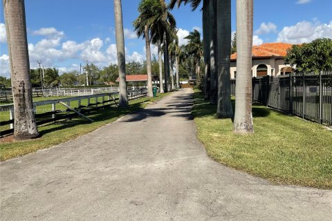 Apartment in Miami, Florida 1 bedroom, 65.03 sq.m. № 1953766 - photo 3