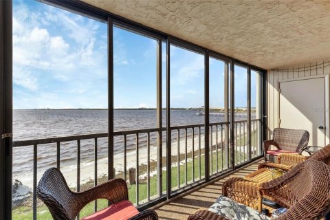 Copropriété à louer à Port Charlotte, Floride: 2 chambres, 106.84 m2 № 1747548 - photo 22