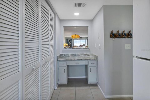 Copropriété à louer à Port Charlotte, Floride: 2 chambres, 106.84 m2 № 1747548 - photo 11