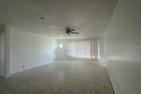 Duplex in Longwood, Florida 4 bedrooms, 150.5 sq.m. № 1822662 - photo 20