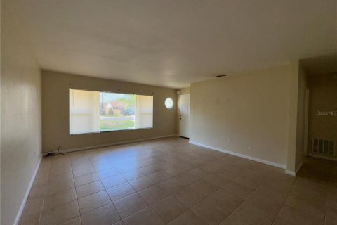 Duplex in Longwood, Florida 4 bedrooms, 150.5 sq.m. № 1822662 - photo 19