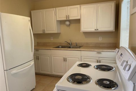 Duplex in Longwood, Florida 4 bedrooms, 150.5 sq.m. № 1822662 - photo 5