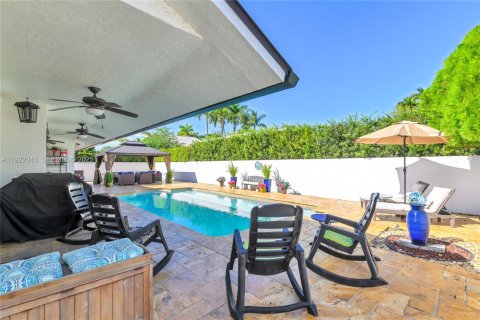 Casa en venta en Miami Lakes, Florida, 3 dormitorios, 176.79 m2 № 1982711 - foto 30