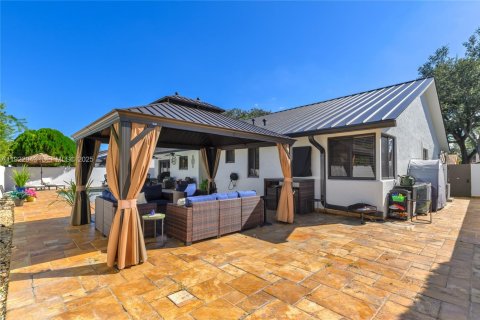 Casa en venta en Miami Lakes, Florida, 3 dormitorios, 176.79 m2 № 1982711 - foto 29
