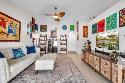 Casa en venta en Miami Lakes, Florida, 3 dormitorios, 176.79 m2 № 1982711 - foto 19