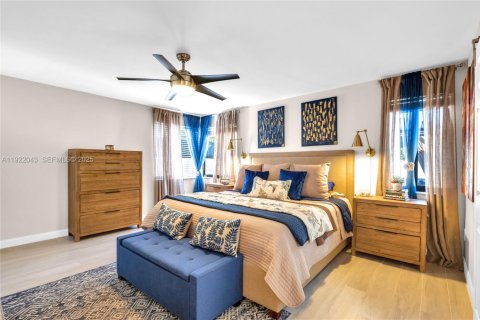 Casa en venta en Miami Lakes, Florida, 3 dormitorios, 176.79 m2 № 1982711 - foto 8