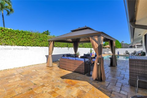 Casa en venta en Miami Lakes, Florida, 3 dormitorios, 176.79 m2 № 1982711 - foto 21