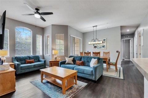 Condo in Davenport, Florida, 4 bedrooms  № 1630270 - photo 3