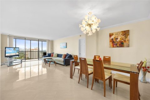 Condominio en Aventura, Florida, 2 dormitorios  № 2055965