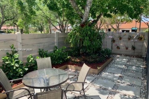 Adosado en alquiler en Miami Lakes, Florida, 2 dormitorios, 118.08 m2 № 2003117 - foto 8