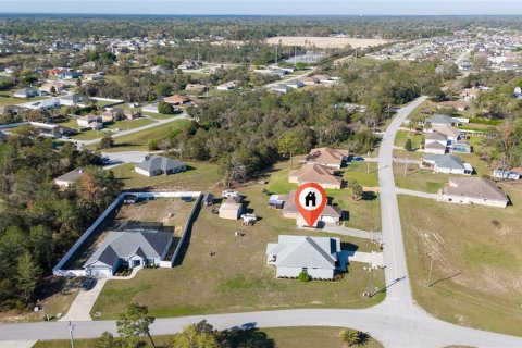 House in Ocala, Florida 4 bedrooms, 202.25 sq.m. № 1733676 - photo 7